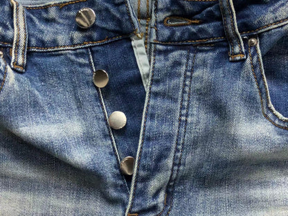 Calça AMIRI Light Wash Destroyed Denim