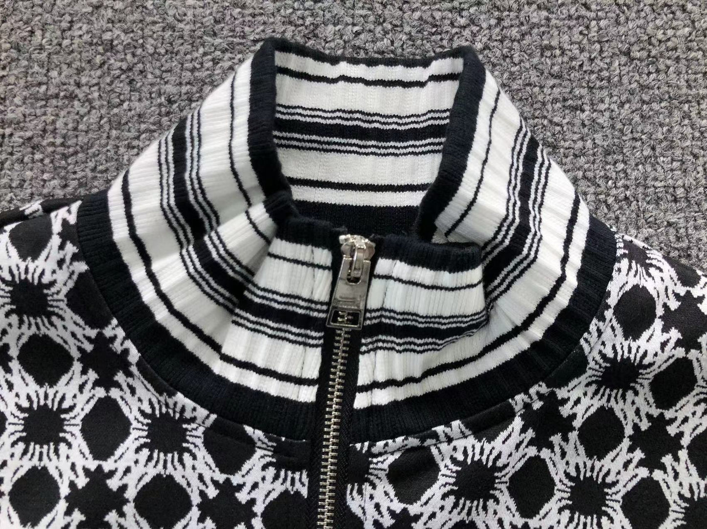 Conjunto AMIRI Monogram Track