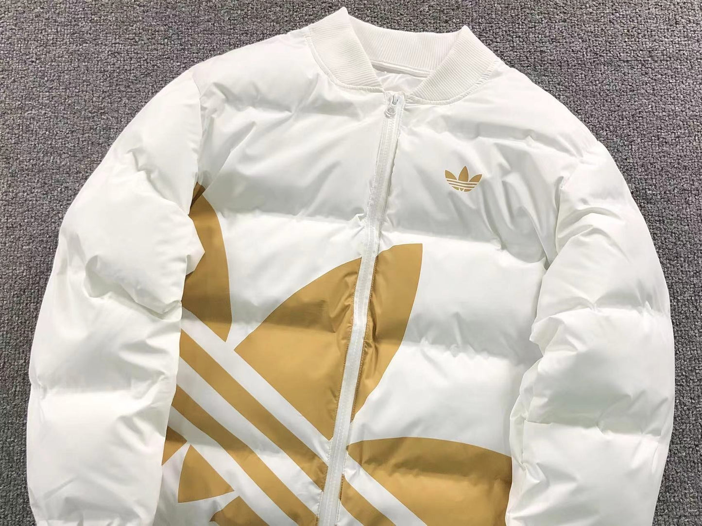 Jaqueta adidas Iconic Puff Jacket