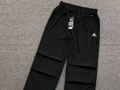 Calça Adidas Urban Utility Pants