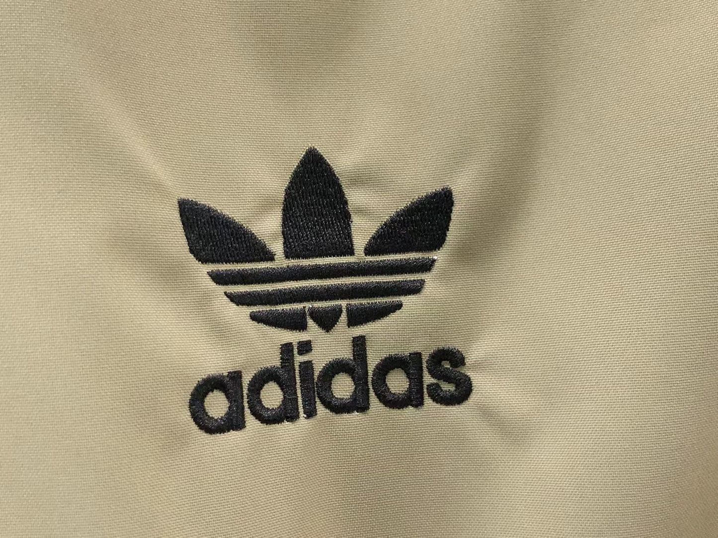 Jaqueta Corta Vento adidas Essential Windbreaker