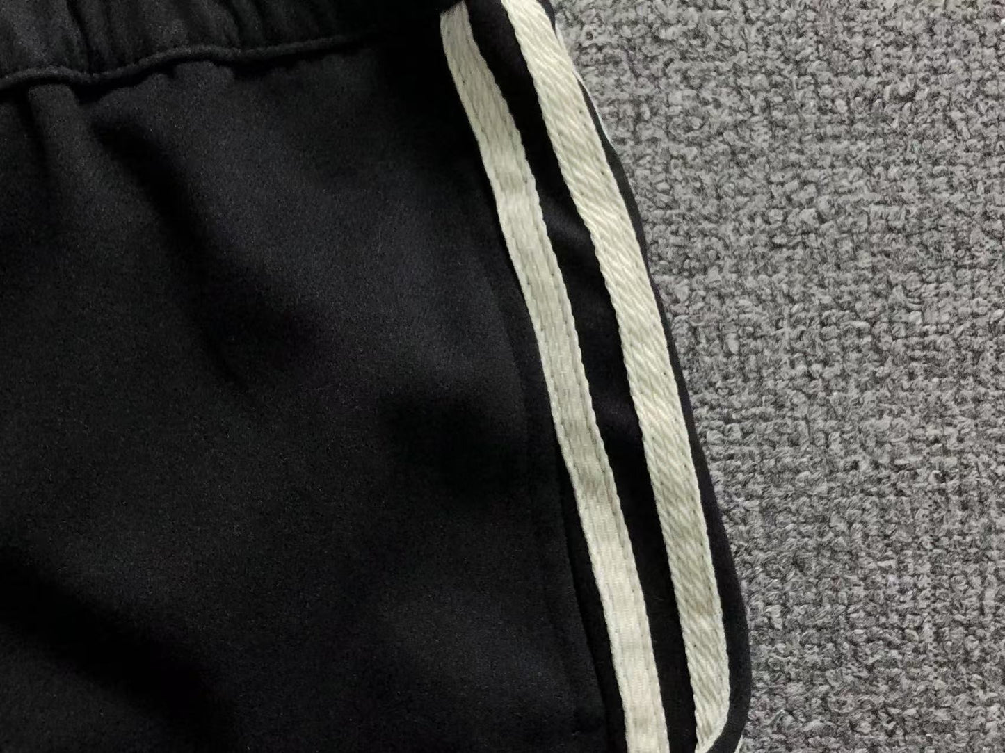 Calça Adidas Luxury Wide Pants