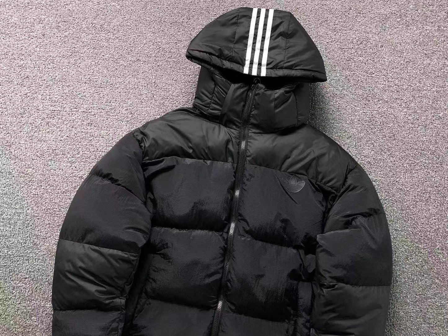 Jaqueta adidas Frostline Puffer