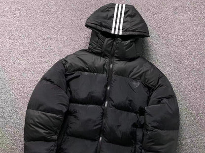 Jaqueta adidas Frostline Puffer