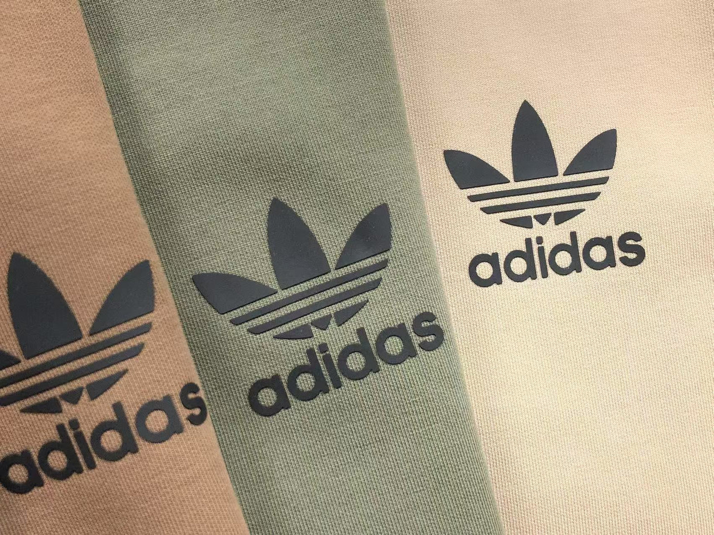 Moletom Adidas Minimal Stripe Track