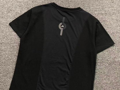 Camiseta Adidas Micro Logo Minimal Feminina