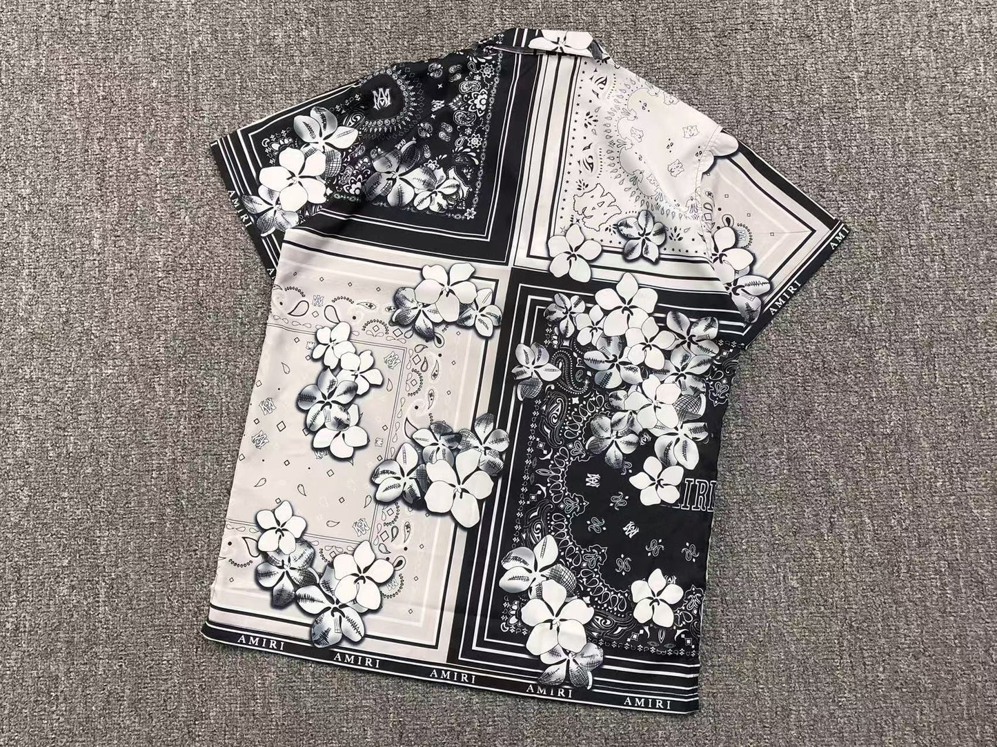 Conjunto AMIRI Monochrome Garden