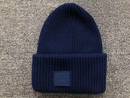 Touca Acne Studios Winter Essential
