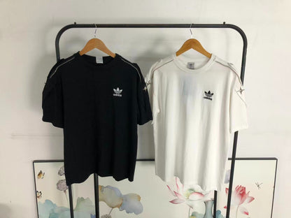 Camiseta Adidas Originals Shoulder Hardware