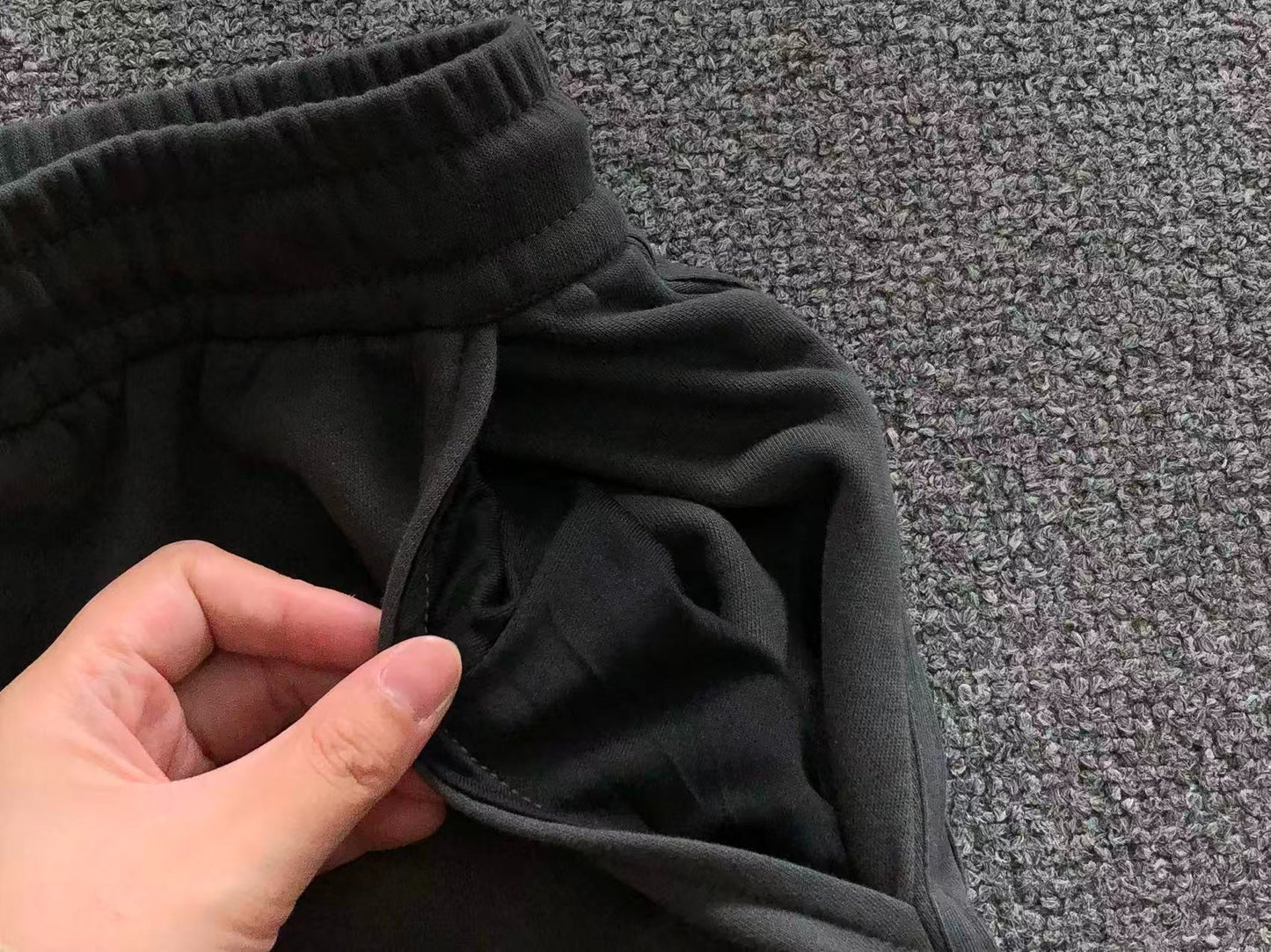 Calça Adidas Essential Wide Tech Pants
