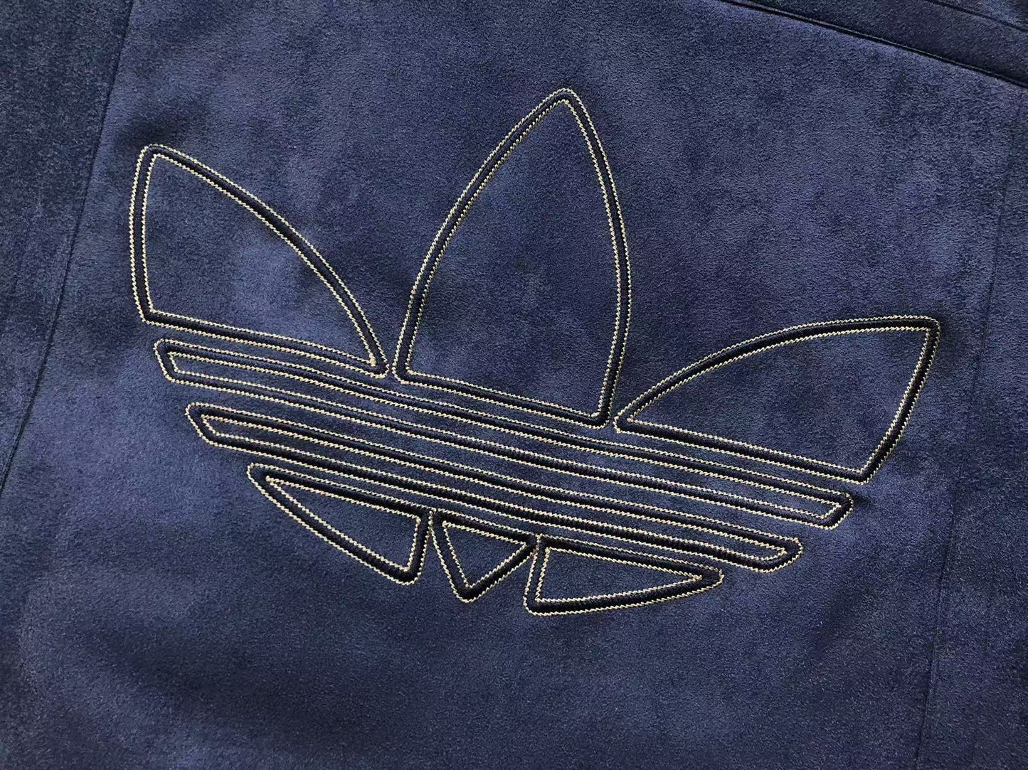Jaqueta adidas Suede Luxury Track