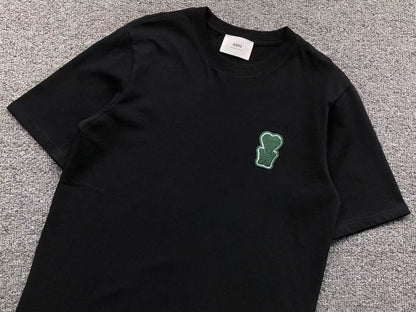 Camiseta AMI Paris Heart Patch Contrast Tee