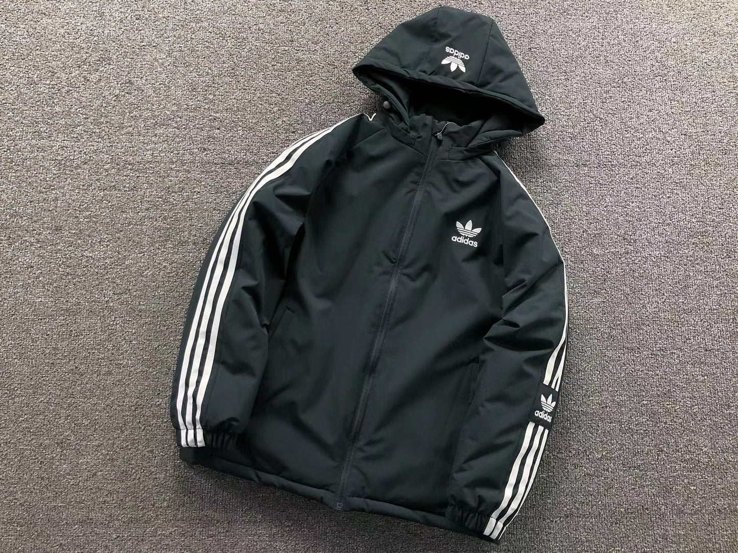 Jaqueta Corta Vento adidas Essential Windbreaker