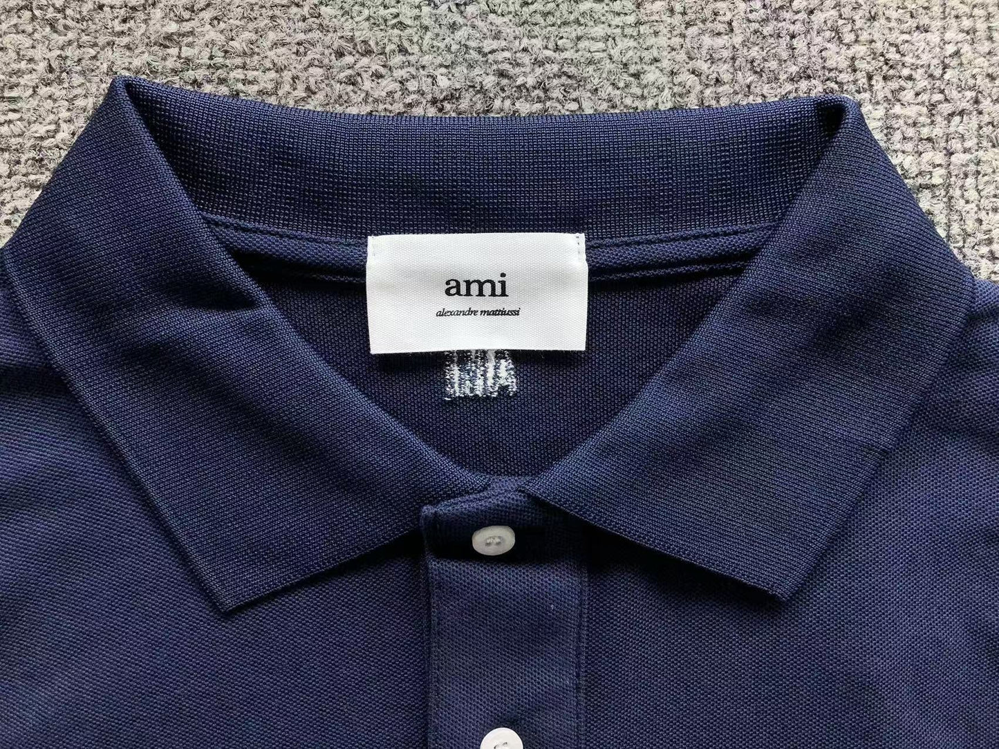 Camiseta Polo AMI Paris Mini Heart Logo Contrast Classic