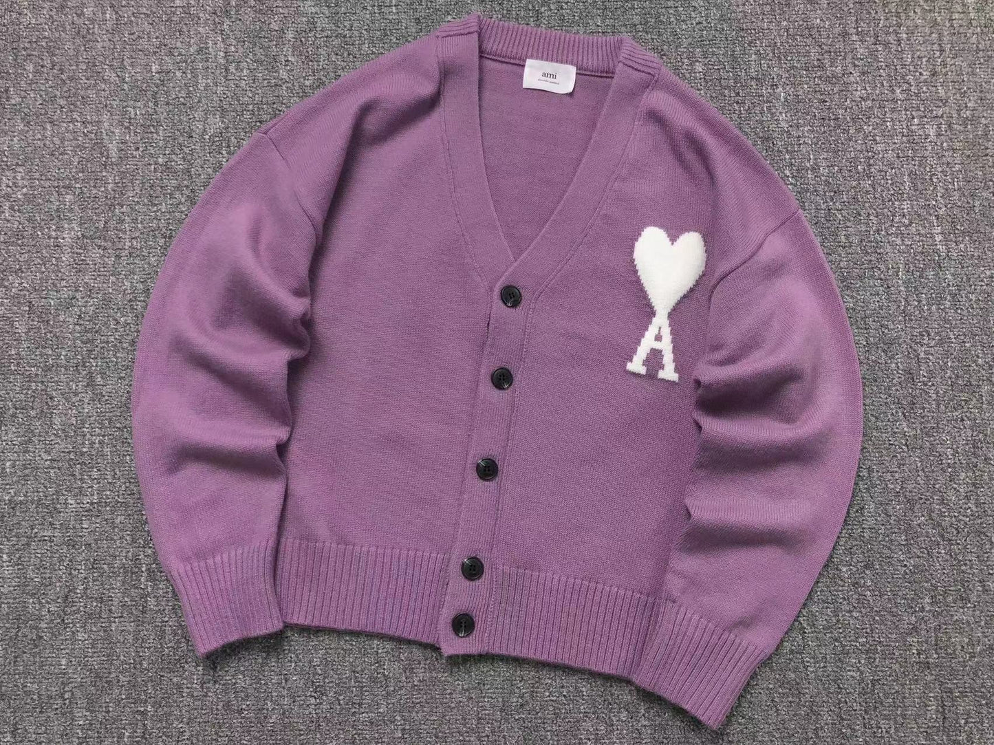 Suéter Cardigan AMI Paris