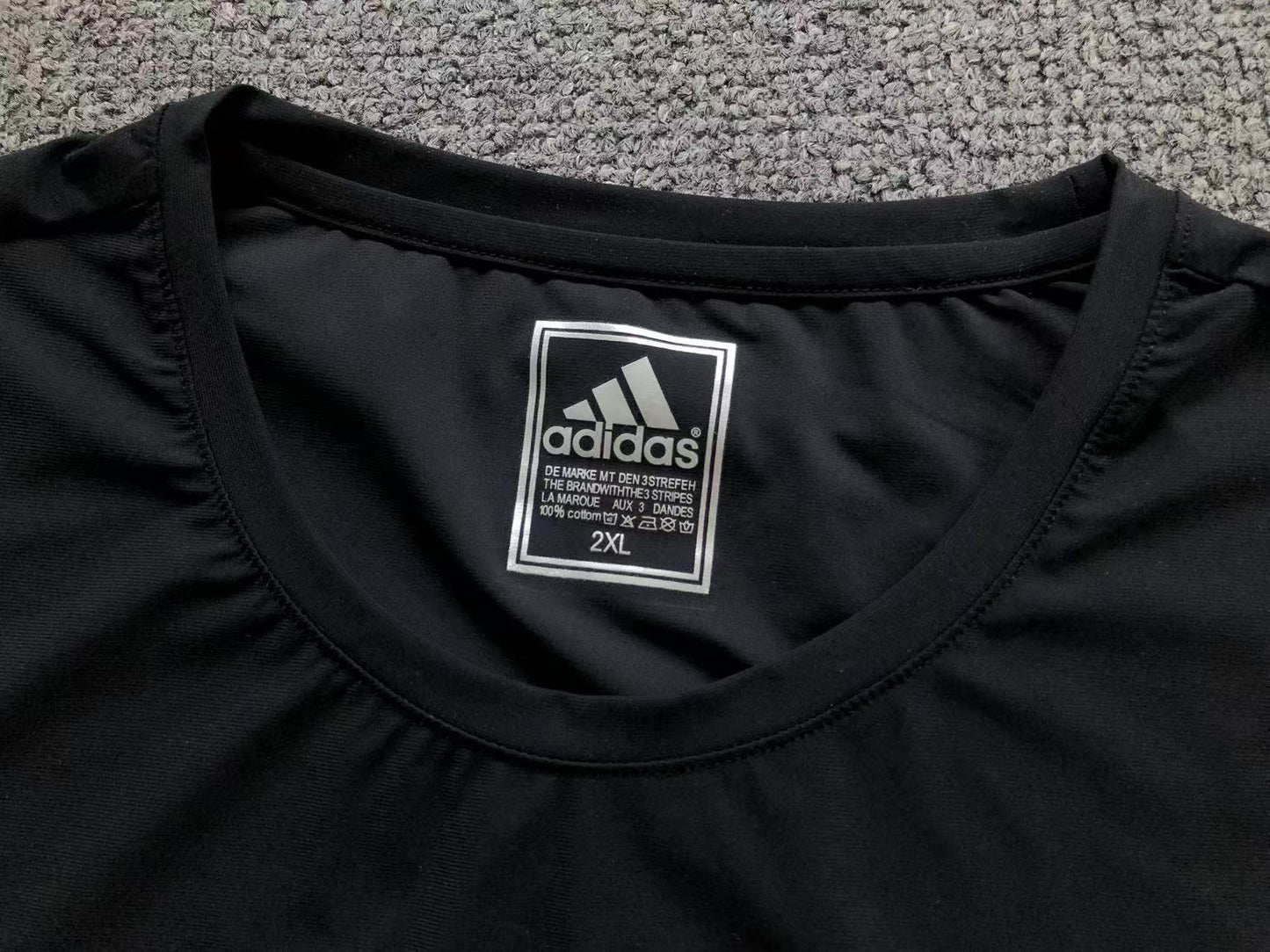 Camiseta Adidas Performance Essential
