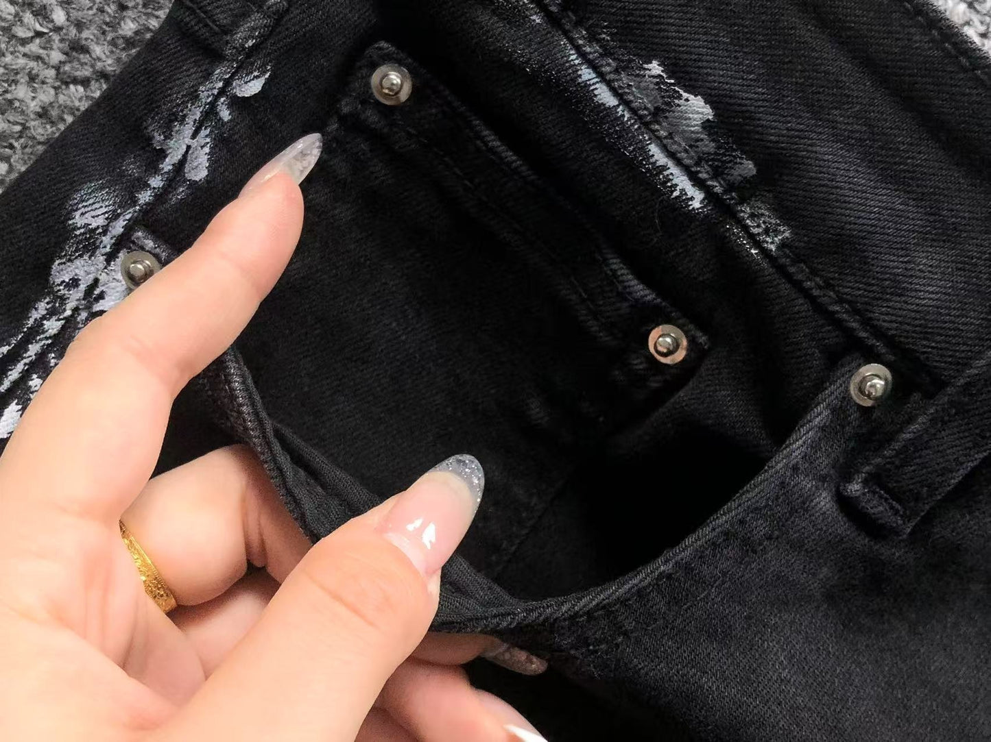 Calça AMIRI Patch Badge Black Denim