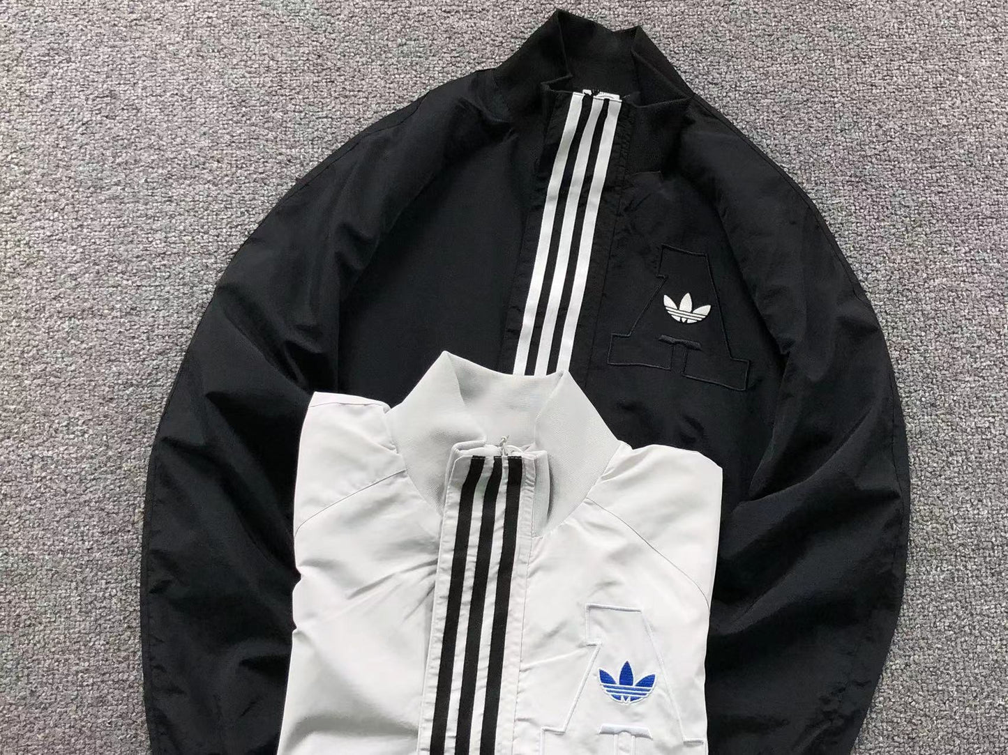 Jaqueta Adidas Athletic Club Archive Windbreaker