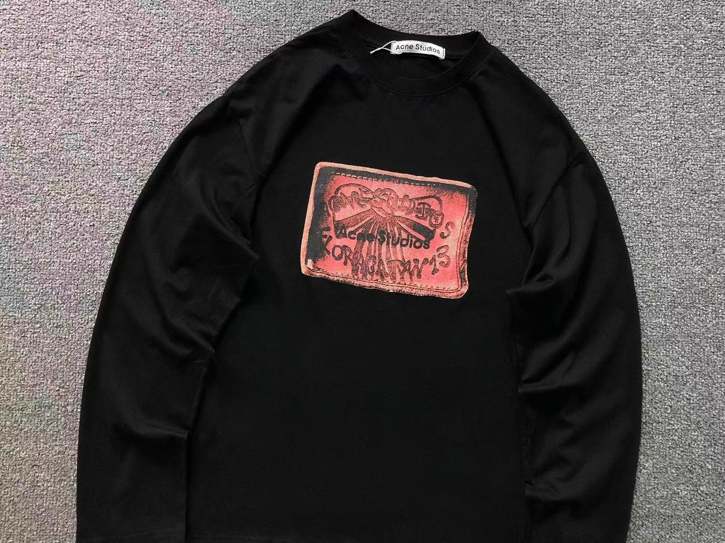 Camiseta Acne Studios Distressed Patch Tee