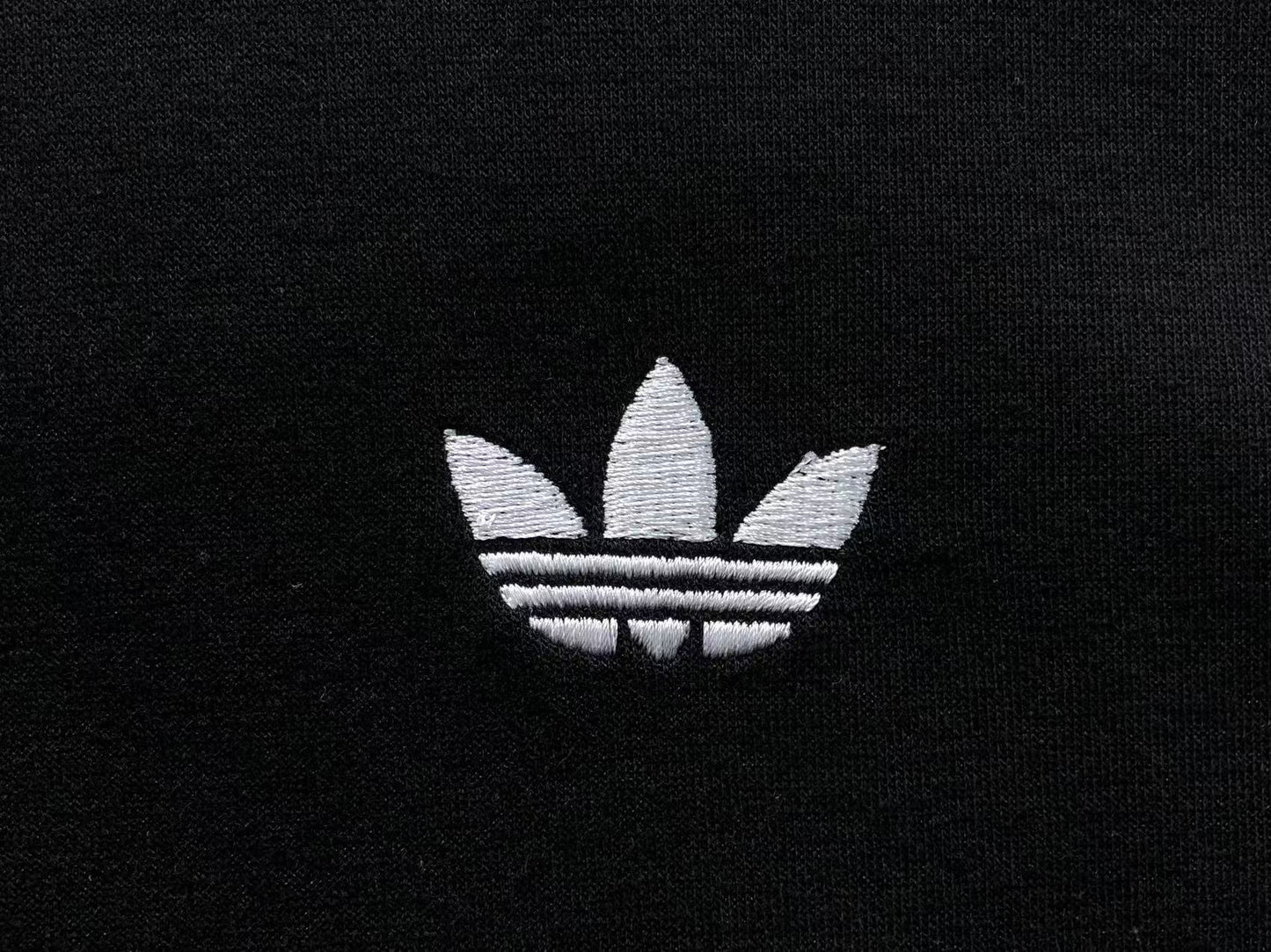 Conjunto Adidas Inverse Club