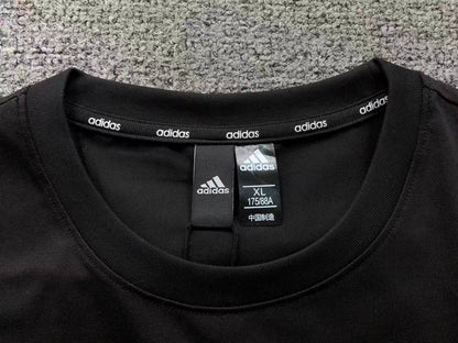 Camiseta Adidas Three Stripes Identity Logo