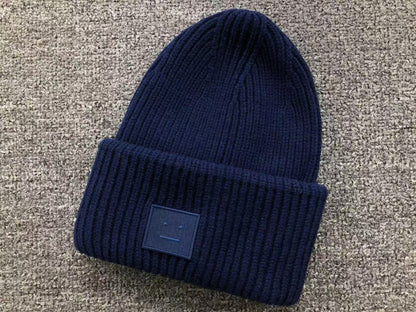Touca Acne Studios Winter Essential