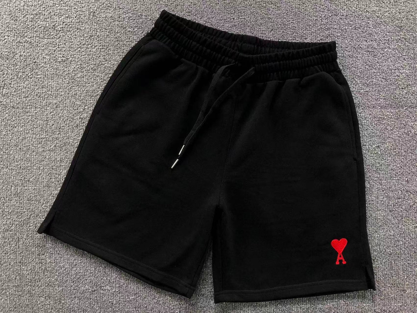 Short AMI Paris Pocket Heart Logo