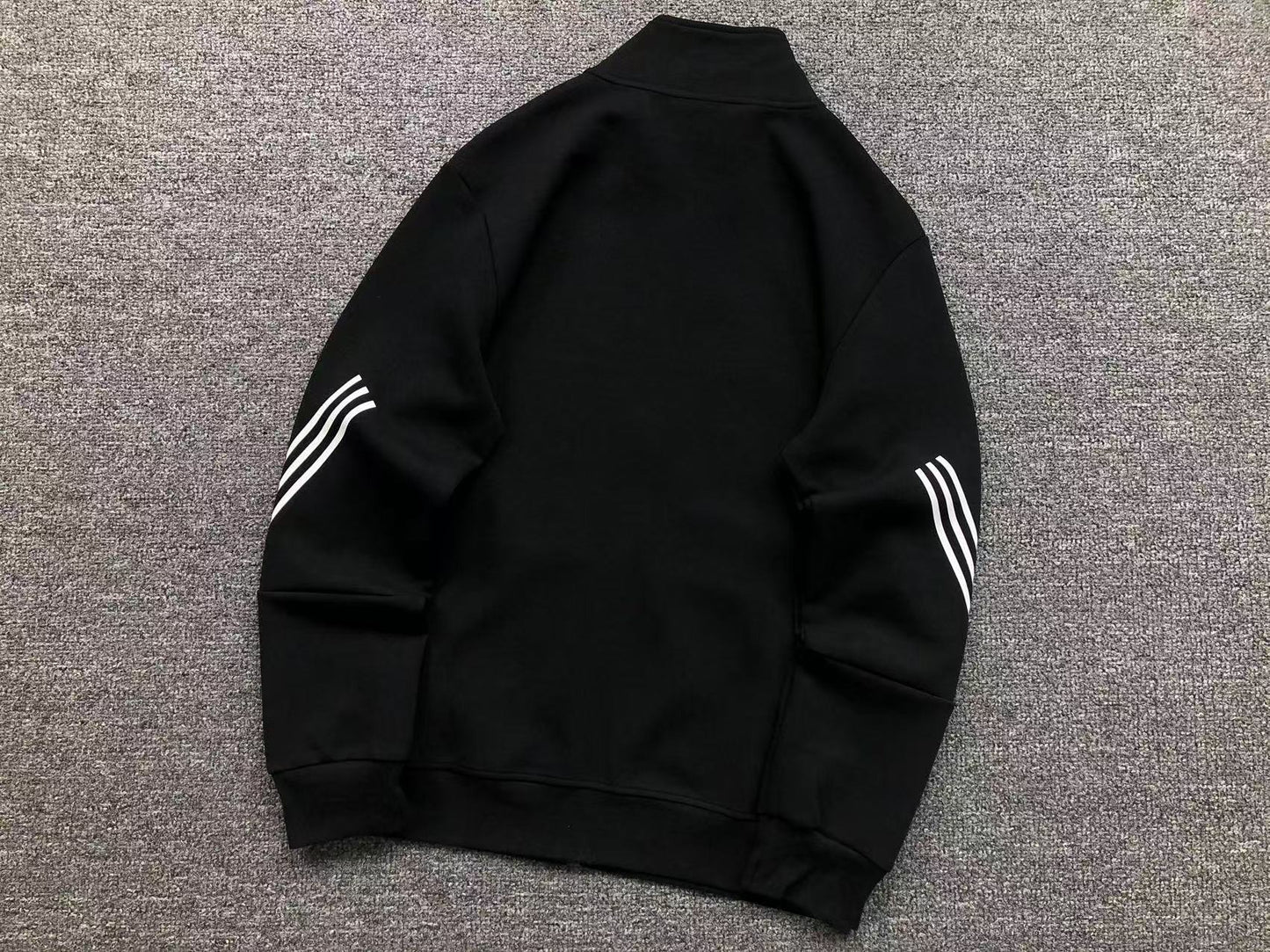 Moletom Adidas Minimal Stripe Track