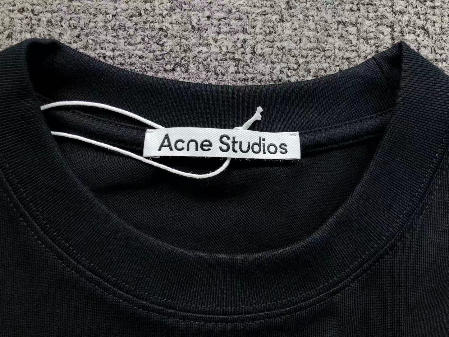 Camiseta Acne Studios Heart Crest