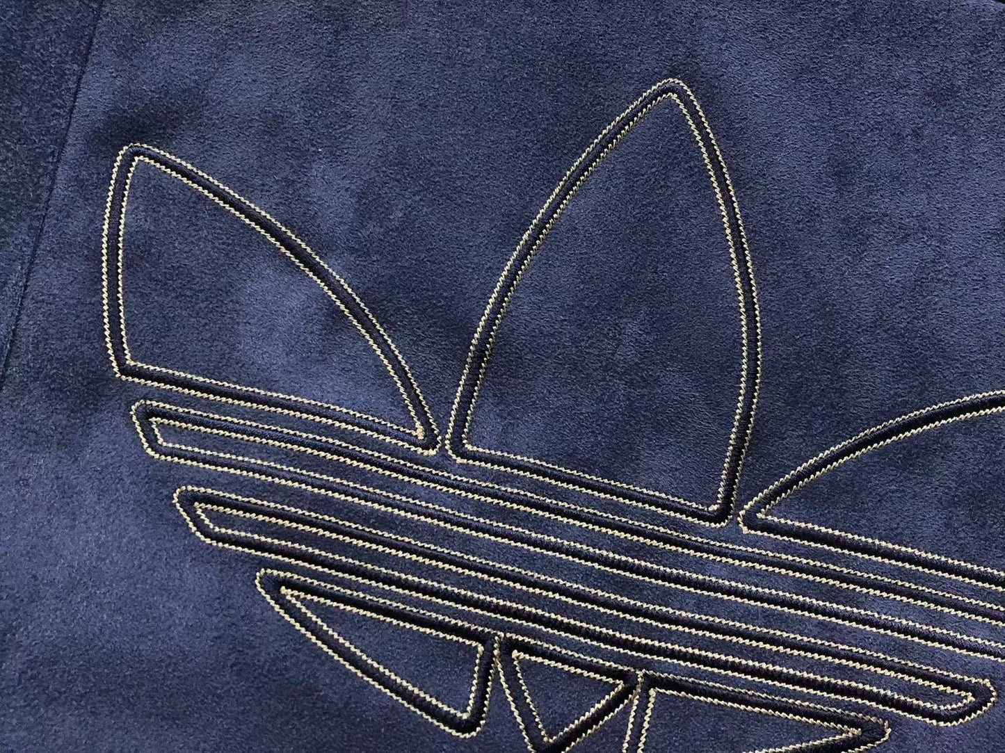 Jaqueta adidas Suede Luxury Track