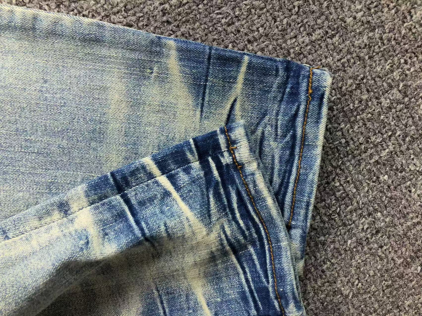 Calça AMIRI TR Ice Blue Distressed Denim