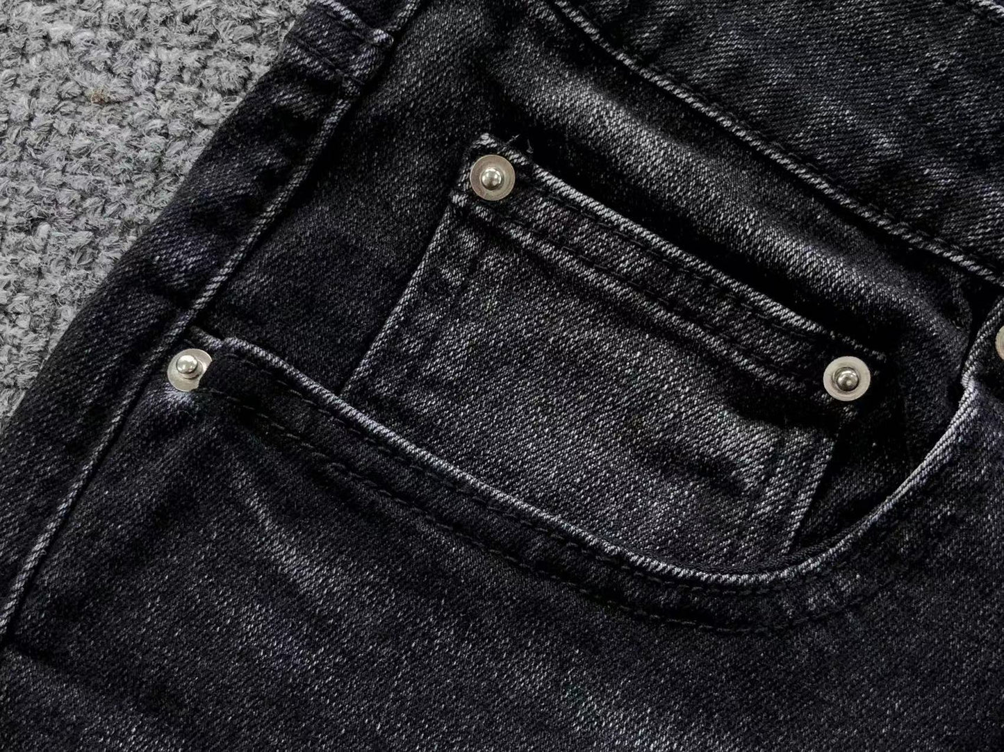 Calça AMIRI Hollywood Black Destroyed Denim
