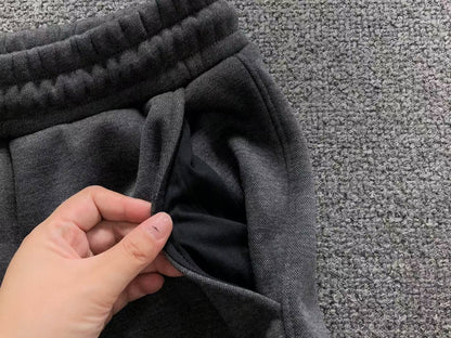Calça elástica ALO moletom reta