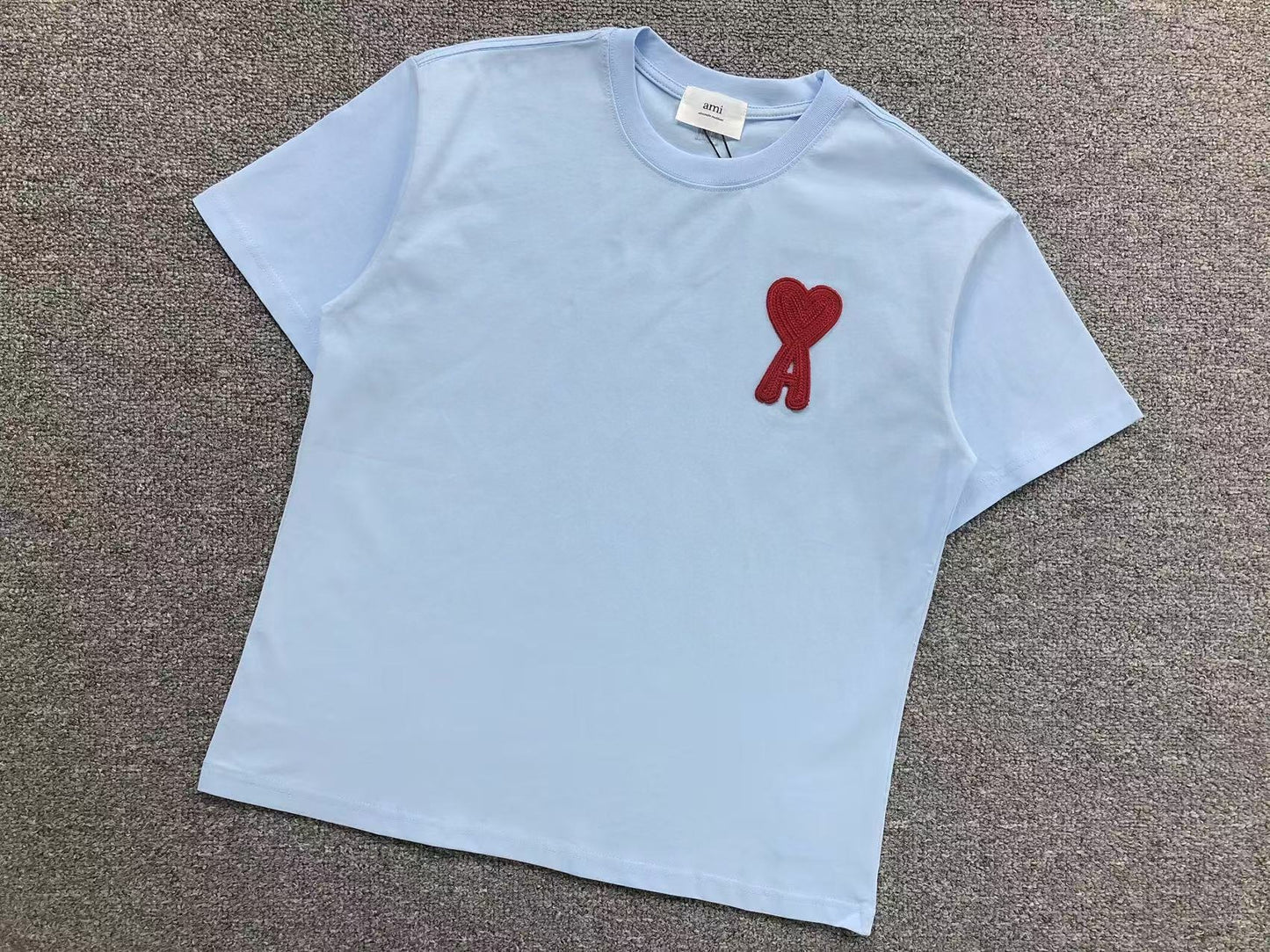 Camiseta AMI Paris Big Heart Patch Classic