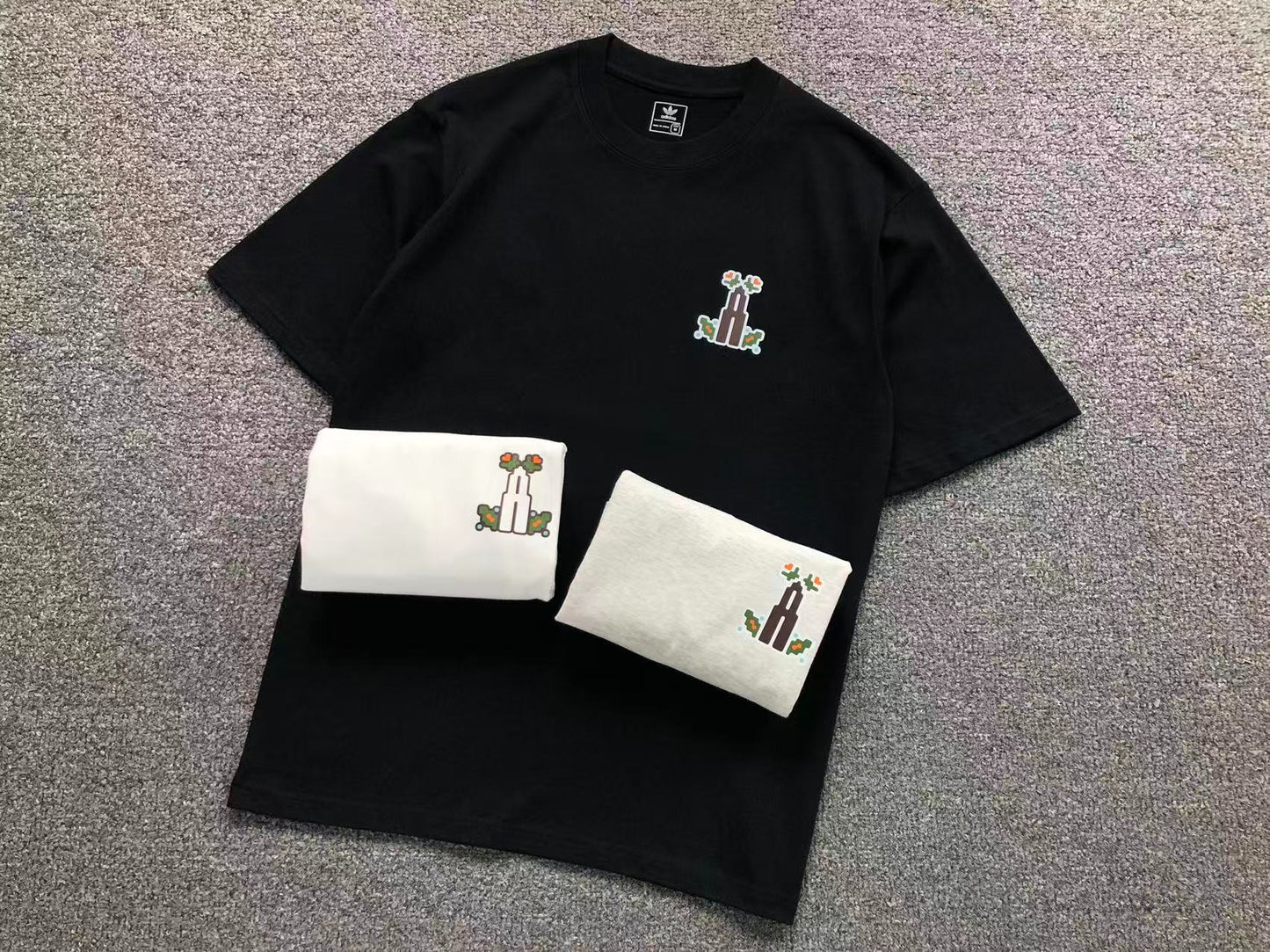 Camiseta Adidas Originals Back Graphic