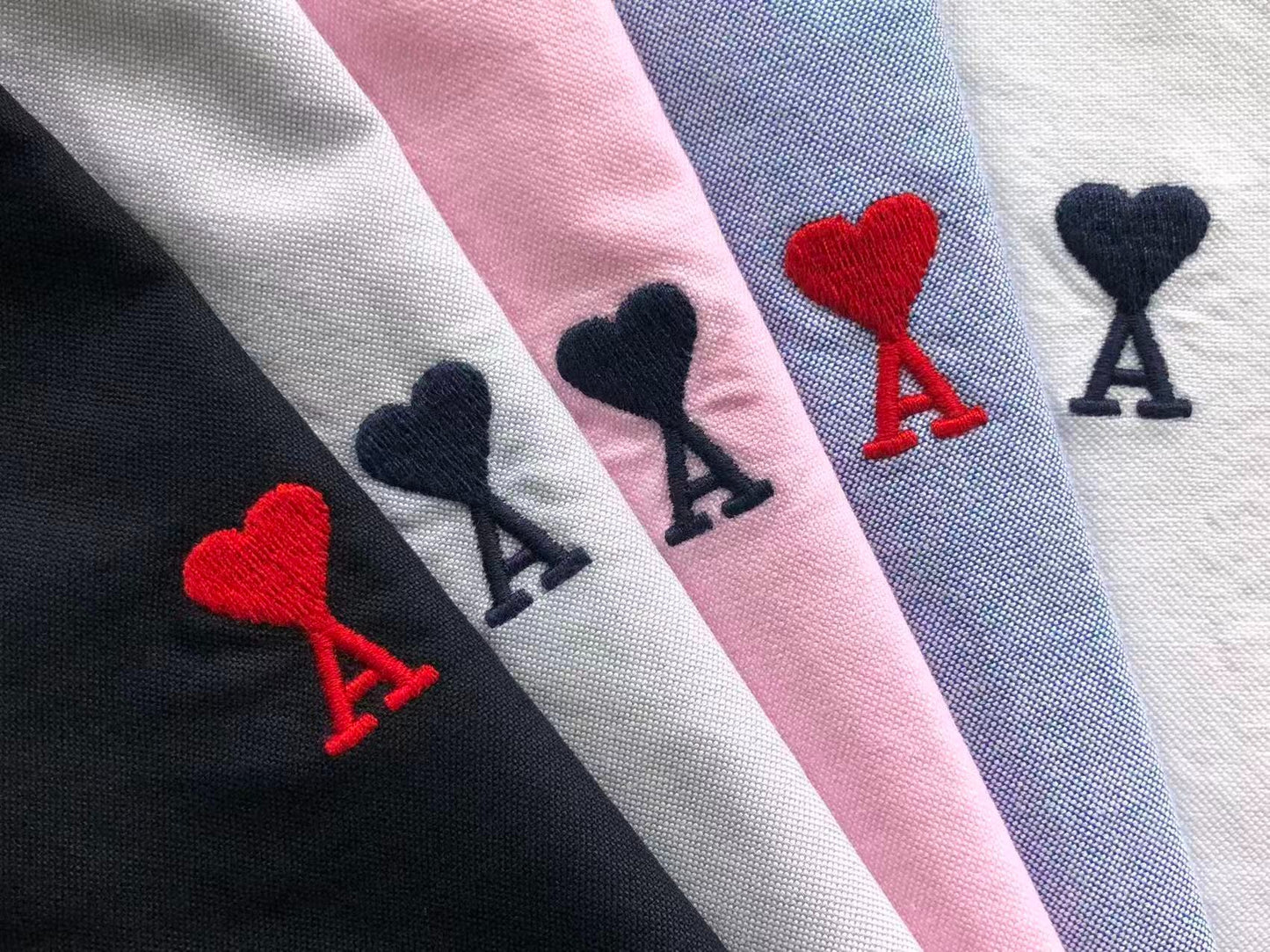 Camisa AMI Paris Logo Coração Bordado