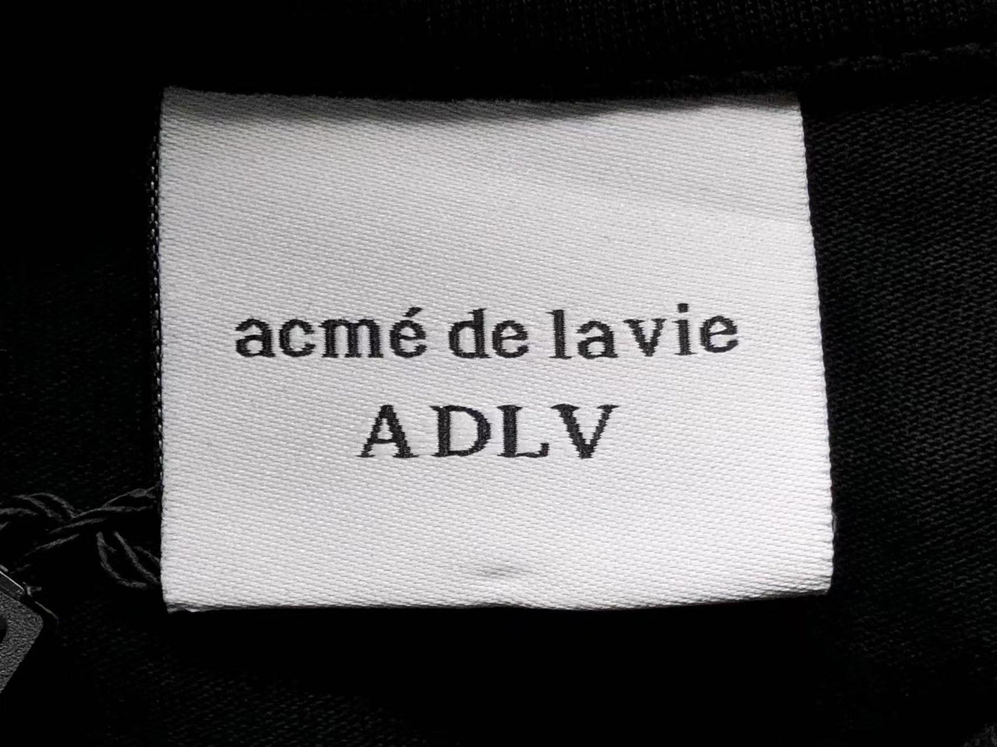 Camiseta ADLV Classic Logo Tee