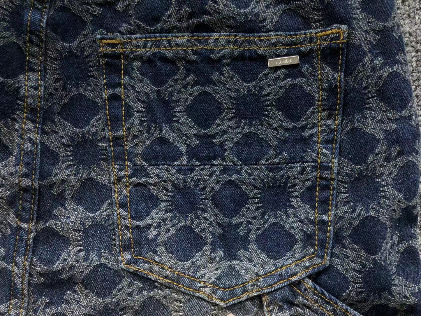 Calça AMIRI Monogram Cargo Denim