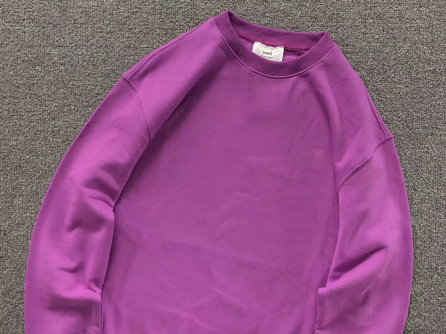 Moletom AMI Paris Crewneck Minimal Ami de Cœur