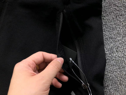 Calça Adidas Tech Utility Pants