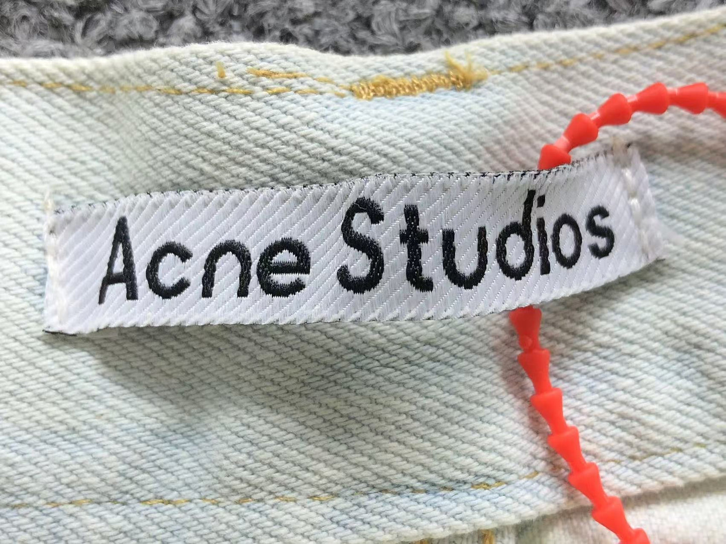 Shorts Acne Studios Jeans Vintage Ripped Denim