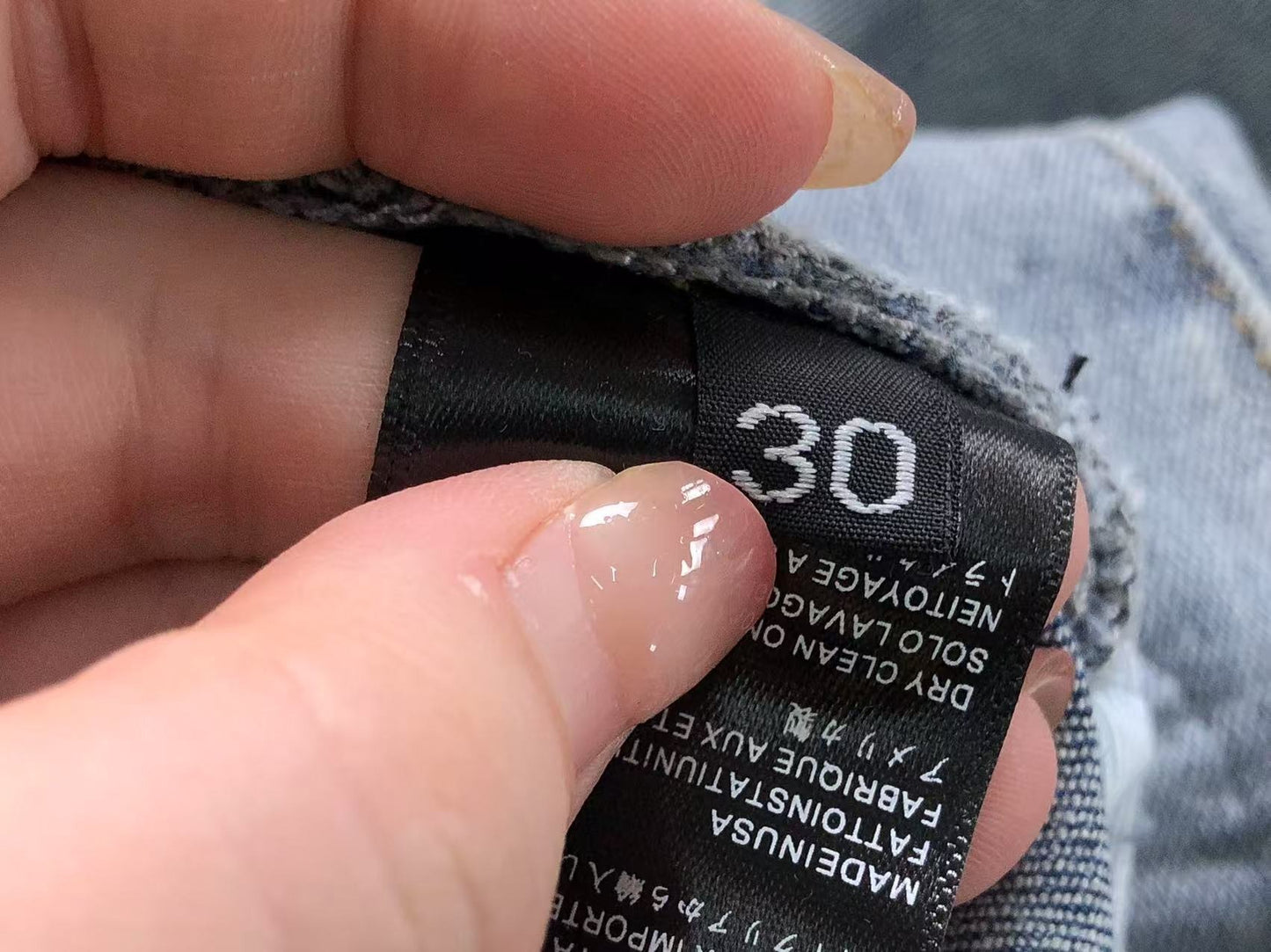 Calça AMIRI Ice Destroyed Paint Denim