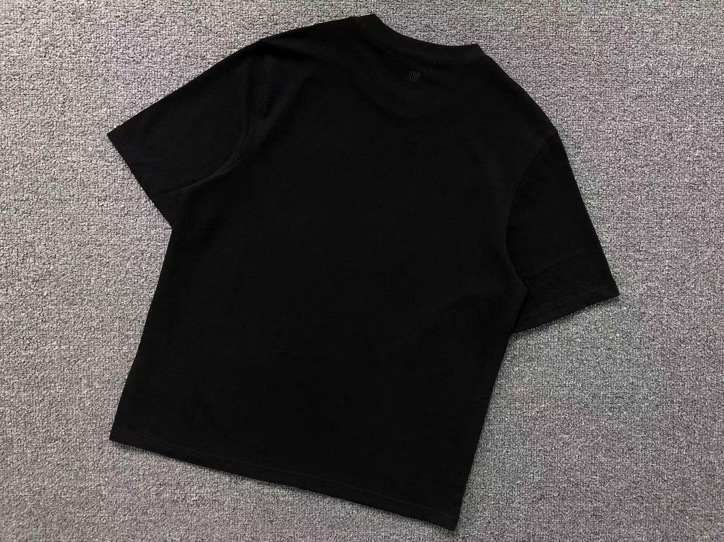 Camiseta AMI Paris Mini Heart Logo Contrast Tee