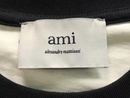 Camiseta AMI Paris Raglan Logo Coração