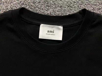 Camiseta AMI Paris Mini Heart Logo Minimal