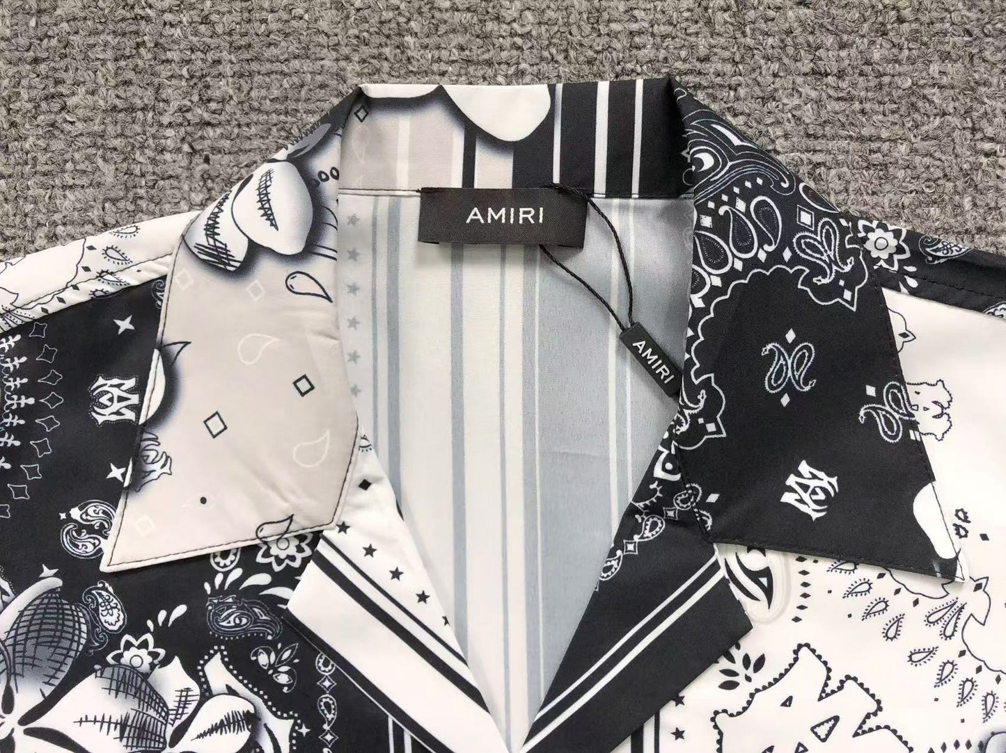 Conjunto AMIRI Monochrome Garden