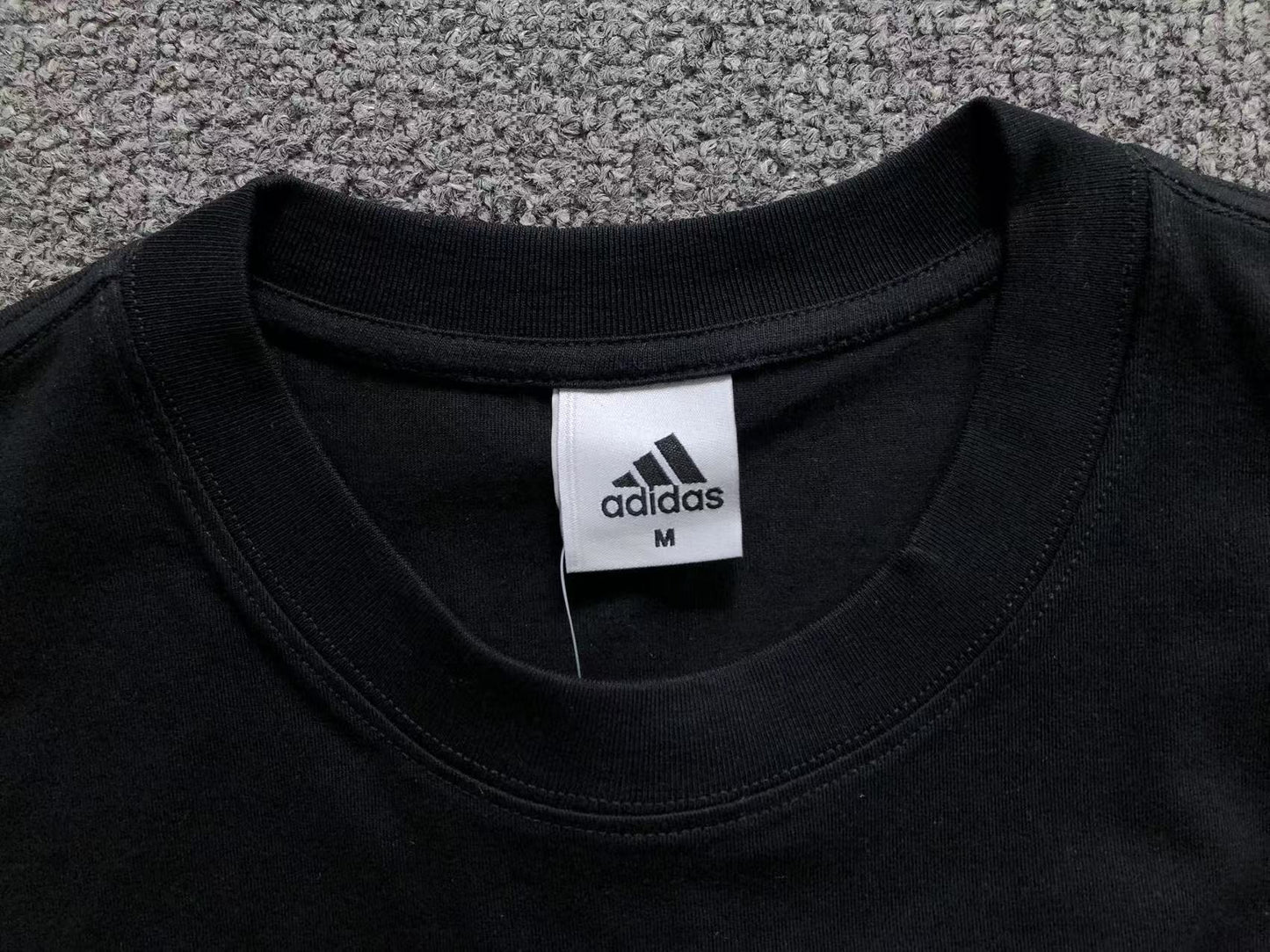 Camiseta adidas Basketball Logo