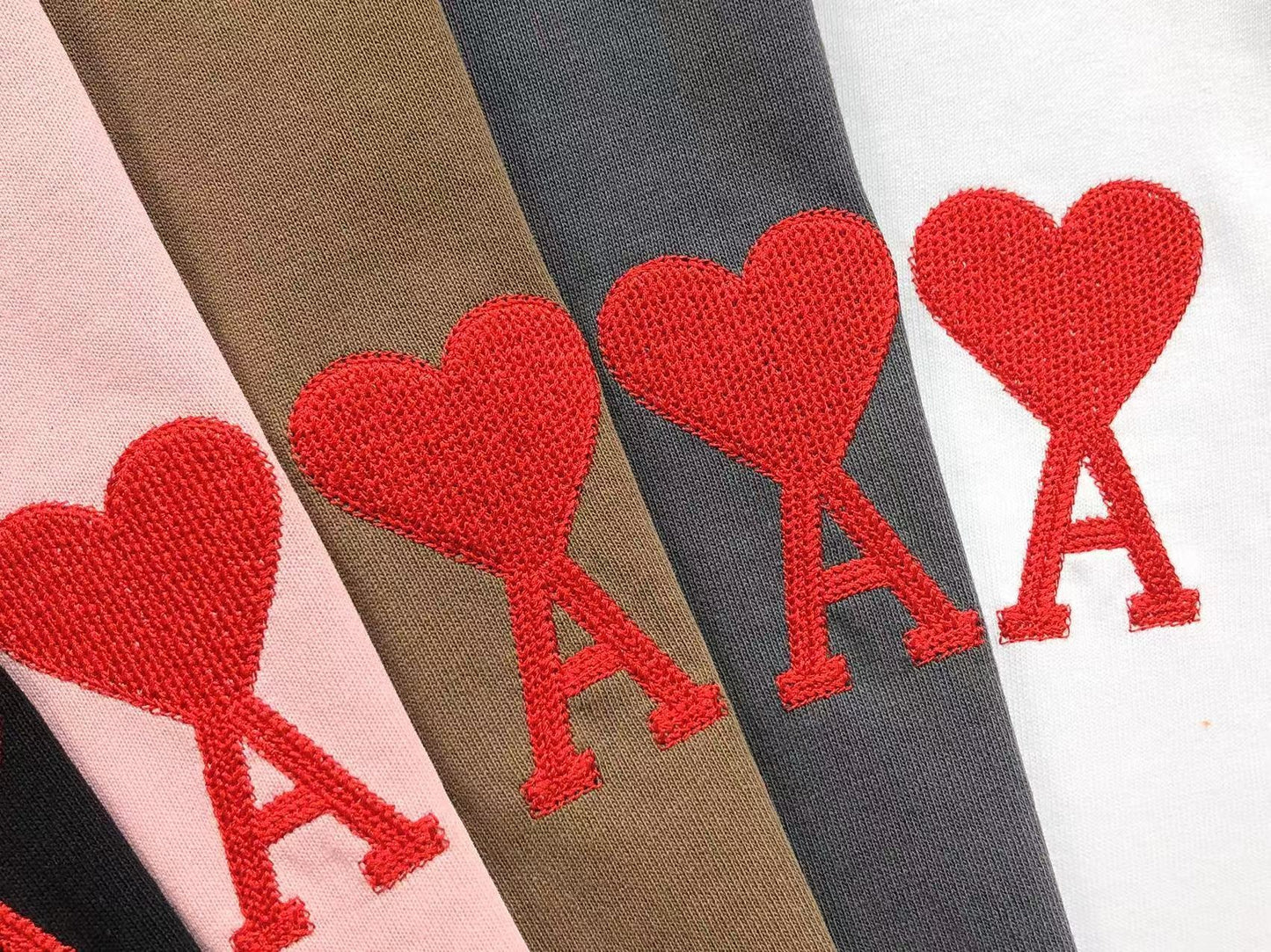 Camiseta AMI Paris Mini Heart Logo Classic