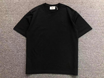 Camiseta AMI Paris Logo Coração Mini Bordado
