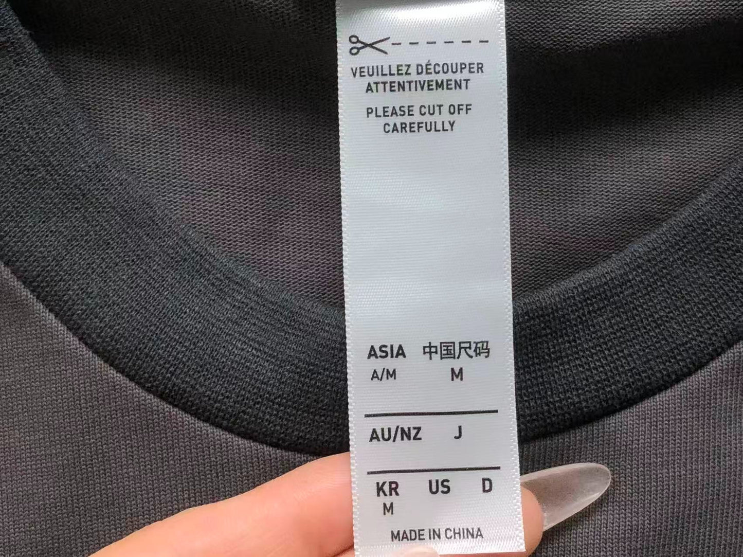 Camiseta Adidas Originals Essential
